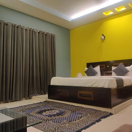 Hotel Delhi Airport Plaza Igi Airport New Delhi Eksteriør billede