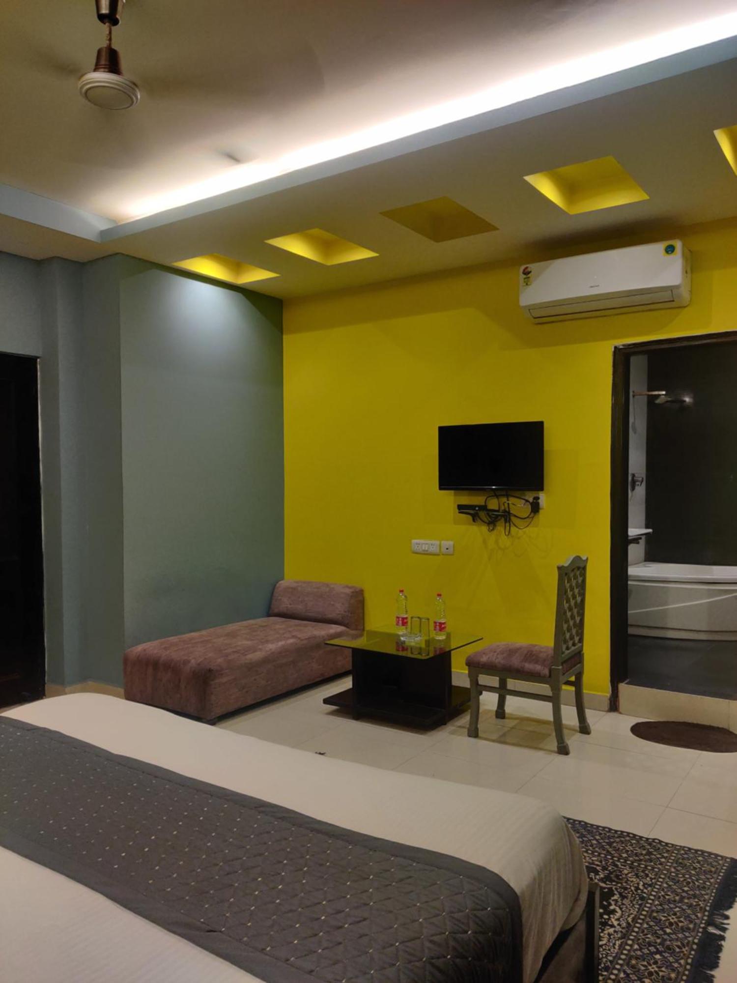 Hotel Delhi Airport Plaza Igi Airport New Delhi Eksteriør billede