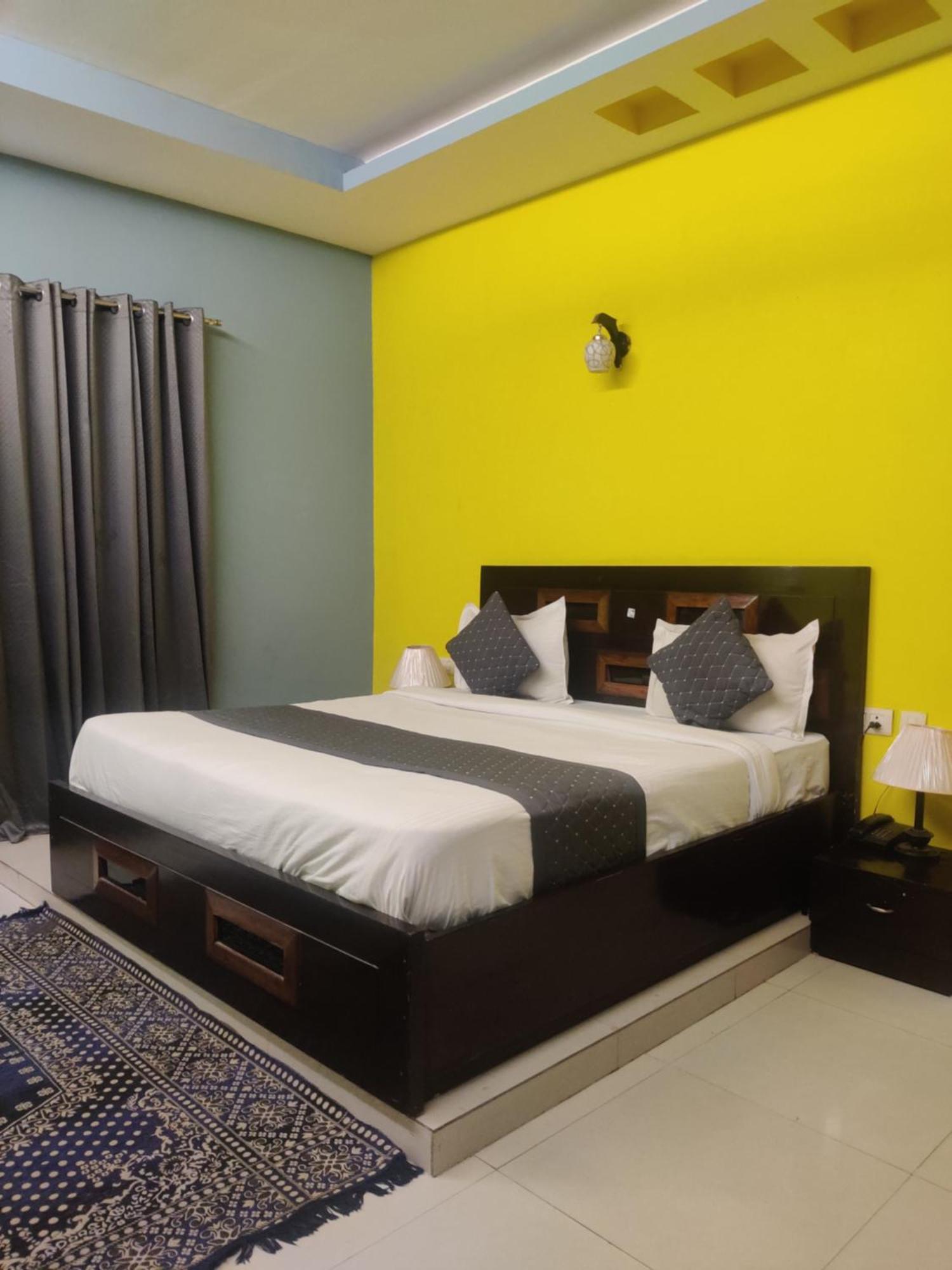 Hotel Delhi Airport Plaza Igi Airport New Delhi Eksteriør billede
